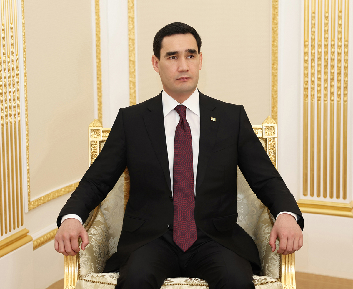 Hormatly Prezidentimiz “Wozroždeniýe” taslama-gurluşyk kompaniýalar toparynyň ýolbaşçysyny kabul etdi